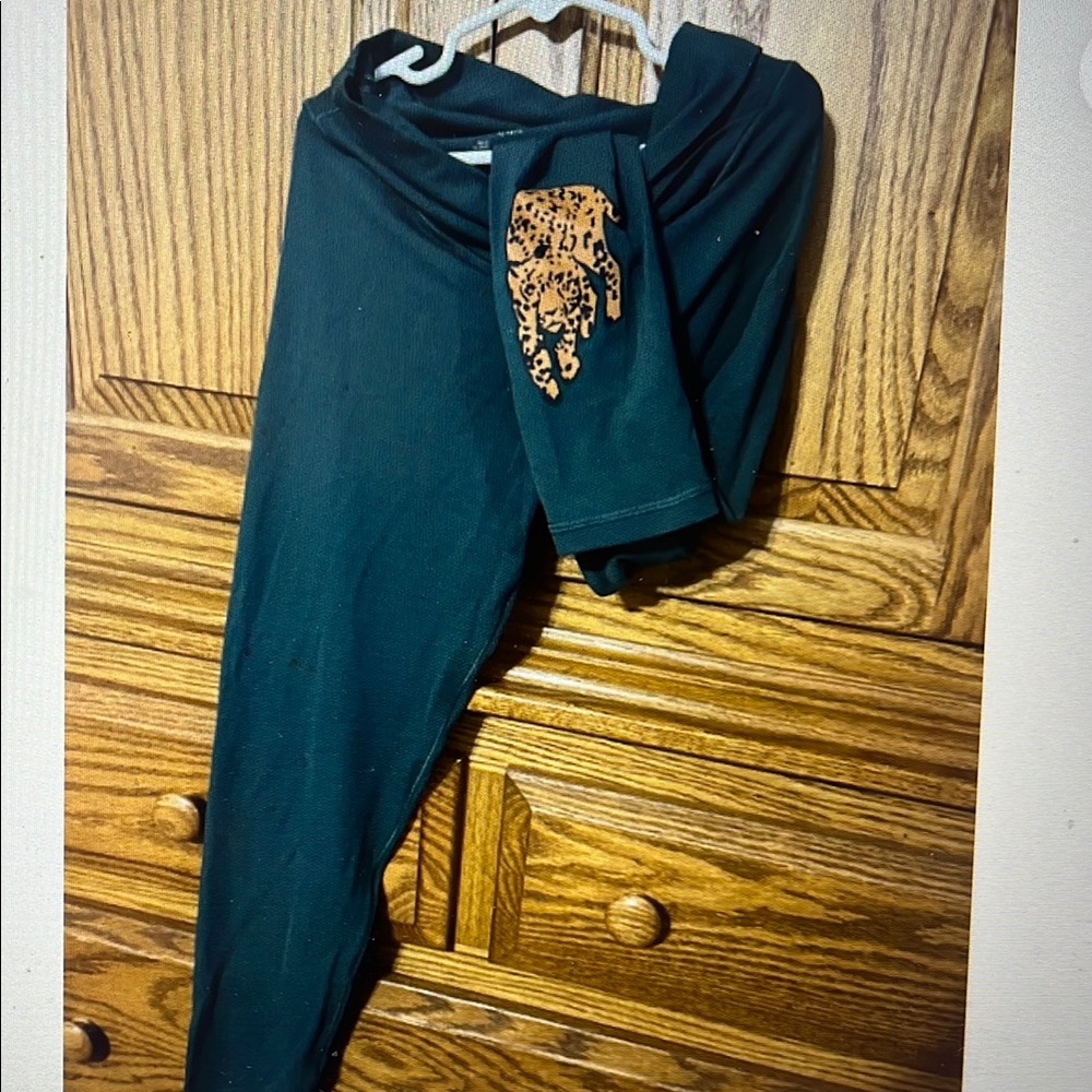 Aerie Gold and Green Leggings with Ornate Design